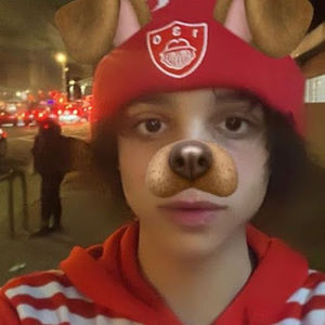 Meet your Posher, Alex